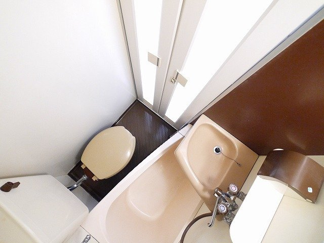 シティパレス21西大寺Part1の浴室|日々の疲れを癒すお風呂付です