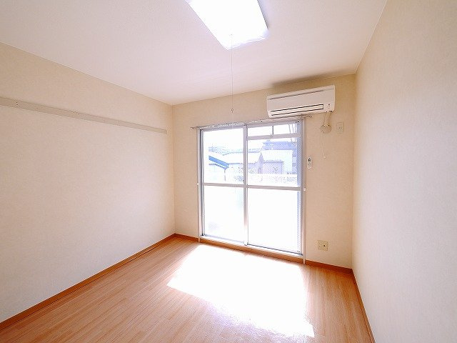 シティパレス21西大寺Part1の寝室|使い勝手のいい寝室です