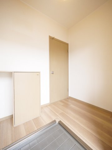 パナハイツ芳泉Ｂ棟の玄関