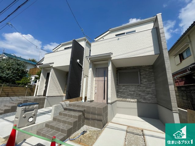 宇治市広野町寺山　第3期　新築一戸建ての外観|現在建築中！落ち着いた街並みで新生活を始めることが出来そう！周辺の物件も併せてご紹介させて頂きます！