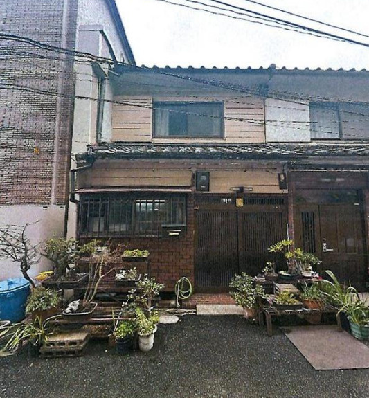 駅徒歩7分！住吉区中古テラスの外観