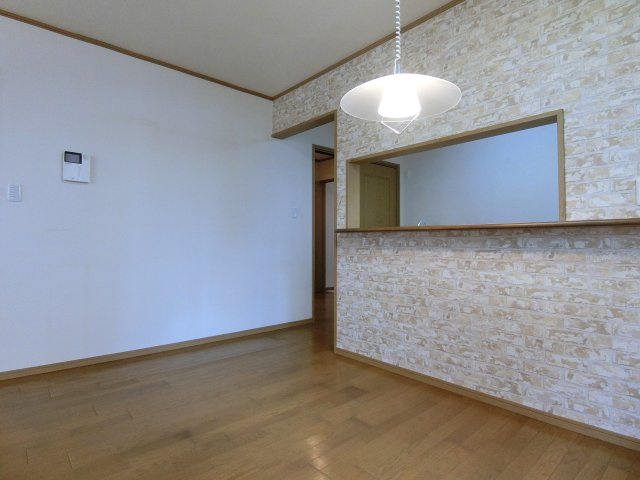 新潟市東区新松崎3丁目の居間・リビング