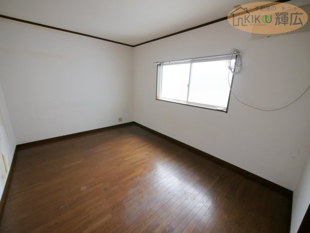 明石市二見町西二見　中古戸建の洋室