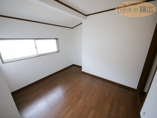明石市二見町西二見　中古戸建の寝室