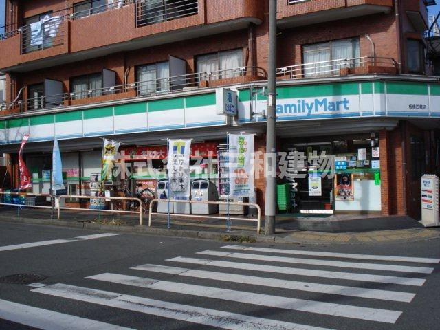 グレイスヴィラ　Ｓ．Ｔ．の周辺|コンビニまで300ｍ