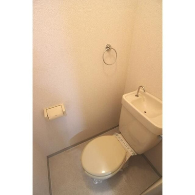 【トイレ】 | コーポ藤 | コンパクトで使いやすいトイレです