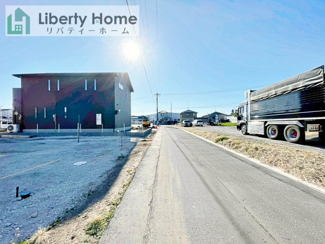 常総市大房　新築戸建の前面道路含む現地写真