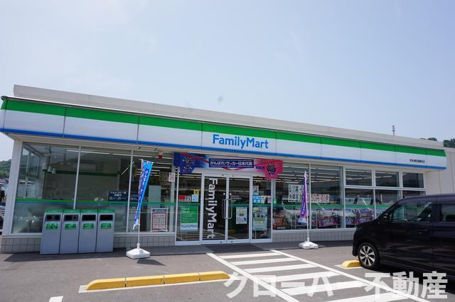 京都東山４０６棟の周辺|ファミリーマートまで450m
