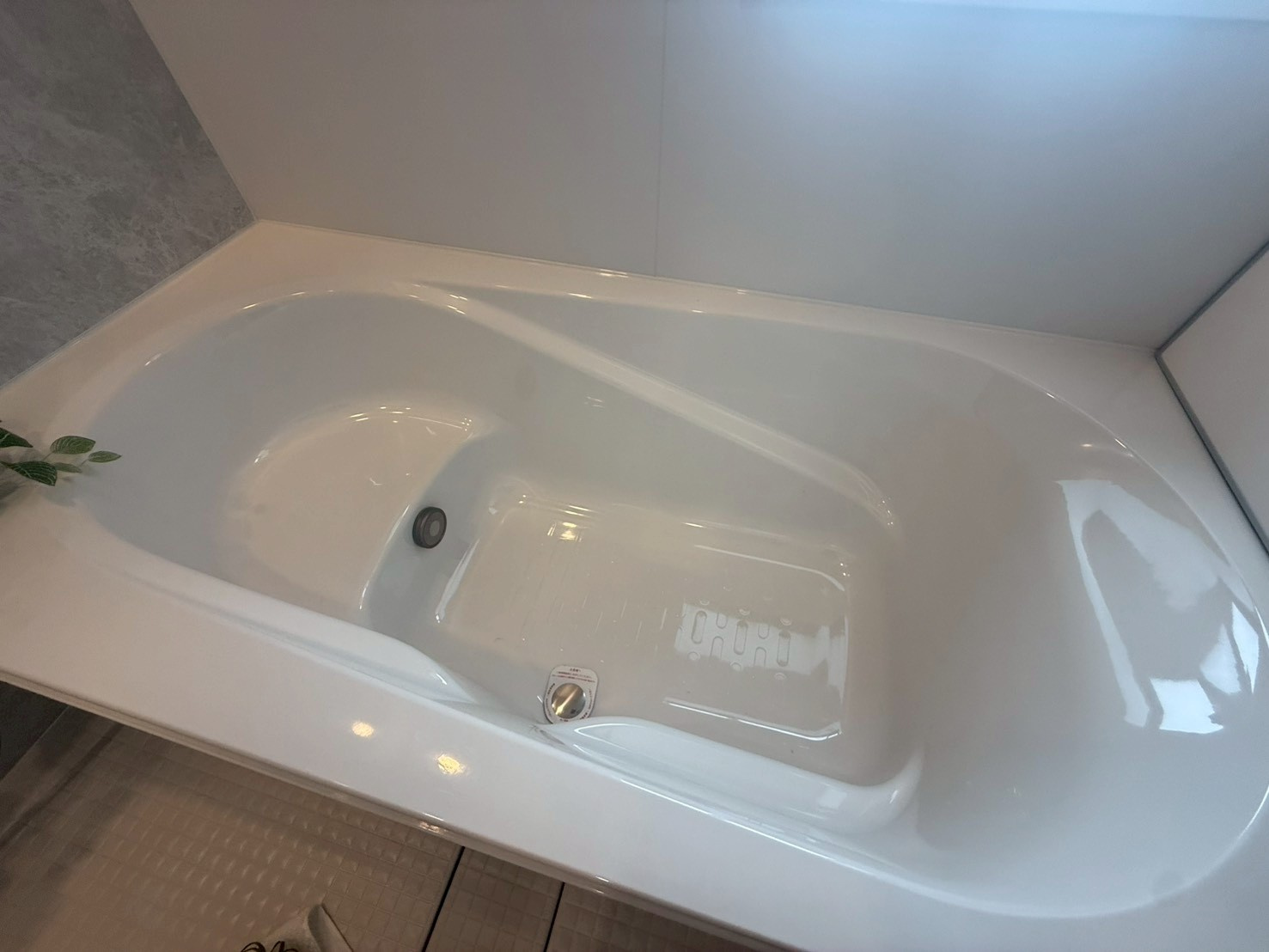 ★★南城市知念安座真3期₋1号棟の浴室|日々の暮らしに欠かせないお風呂です