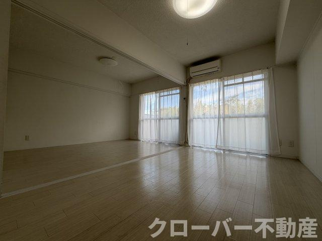京都東山409棟の居間・リビング