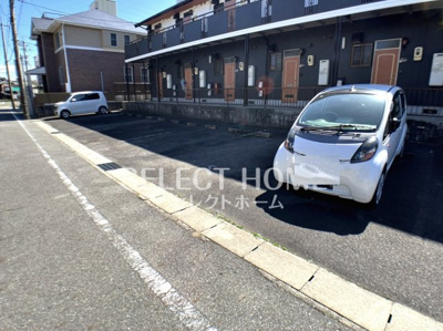 【駐車場】 | アイリス八帖 | 駐車スペースもあります