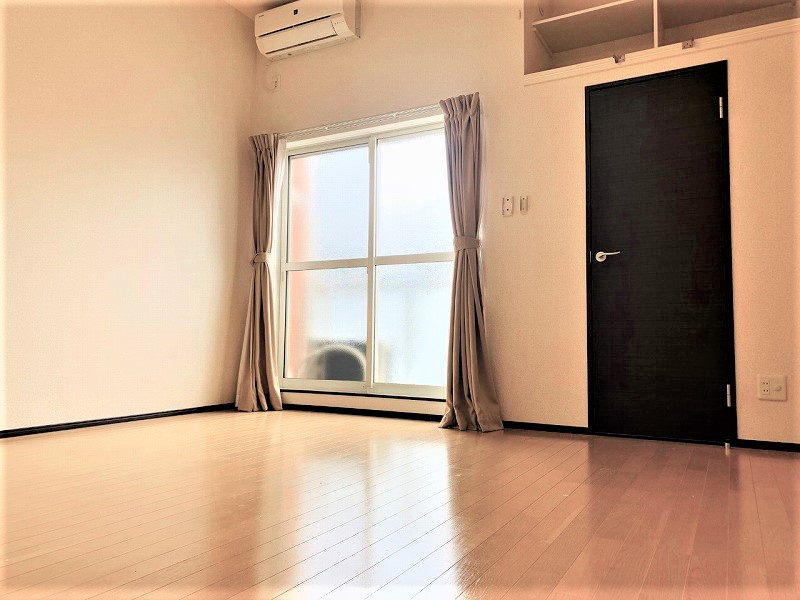 レオネクストボナールドミールの居間・リビング