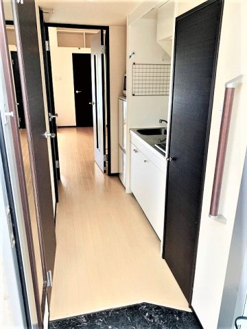 レオネクストボナールドミールの玄関