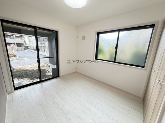 所沢市東狭山ケ丘1丁目・全1棟　新築一戸建　～3階建～の洋室|1階洋室5.2帖