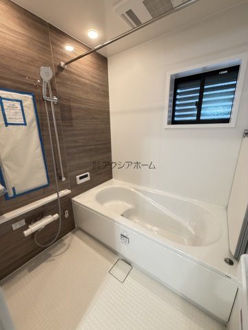 所沢市東狭山ケ丘1丁目・全1棟　新築一戸建　～3階建～の浴室|1坪サイズ・浴室乾燥機付ユニットバス