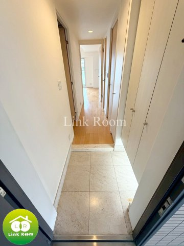 フルーヴ押上の玄関