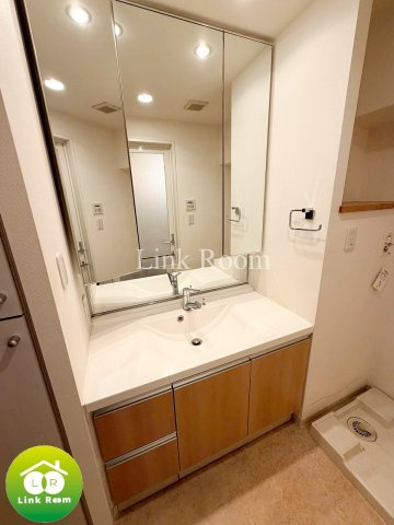 フルーヴ押上の洗面所