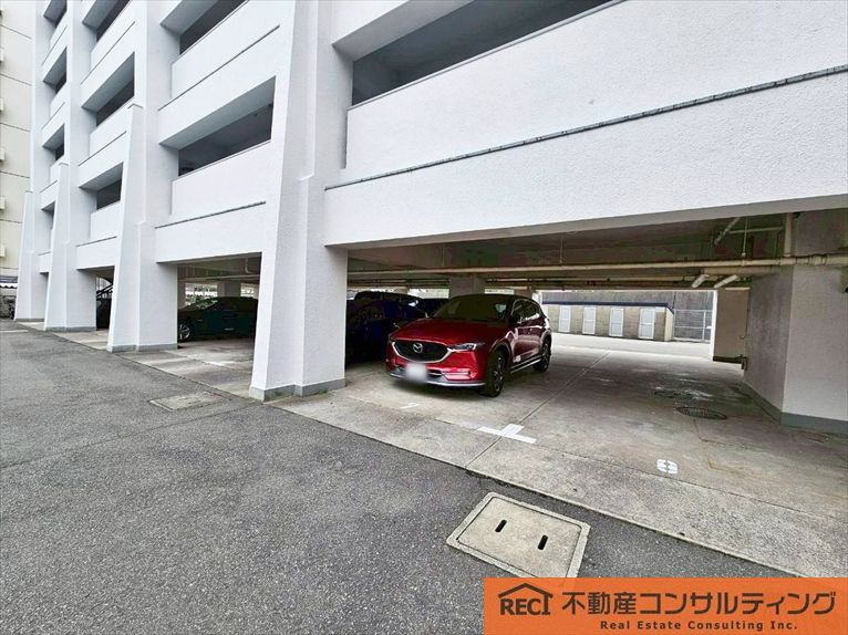 香枦園シーサイドヴィラの駐車場