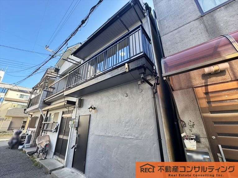 神戸市長田区細田町三丁目　中古戸建のエントランス