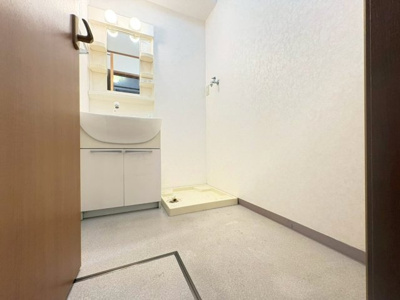 【洗面所】 | 箕面市桜ヶ丘1丁目テラスハウス