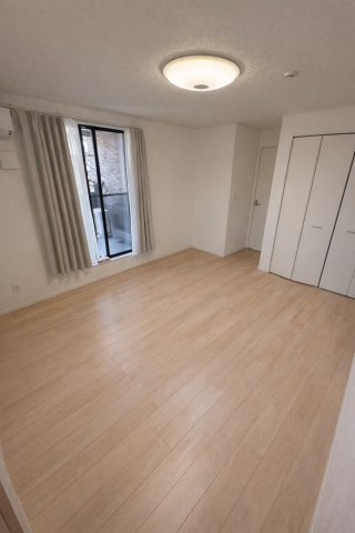 中古一戸建て　静岡市駿河区丸子６丁目の居間・リビング