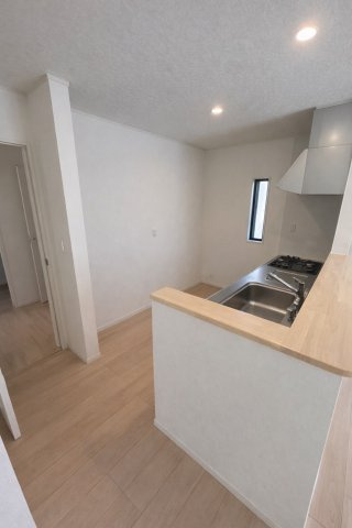 中古一戸建て　静岡市駿河区丸子６丁目の居間・リビング