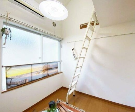新宿区下落合４丁目のアパートの居間・リビング|リビング(家具や小物は設備ではありません)