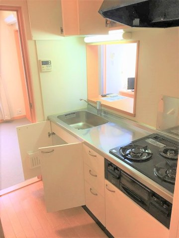 レオパレスロトリベラのキッチン|画像7