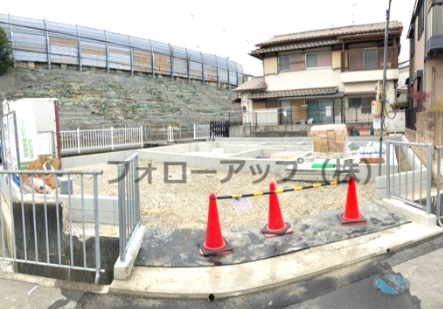 リーブルガーデン藤井寺道明寺5期の前面道路含む現地写真