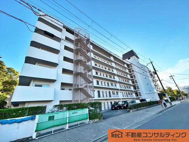 シャトー西宮の外観