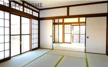 南区大岡4丁目戸建の和室|６帖と８帖の続き間の和室は襖を開いた状態で１４帖あり、使い方次第で楽しい空間となりそうですね。