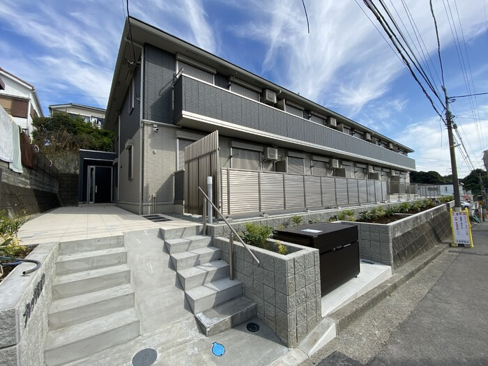 ブレッザ港南台