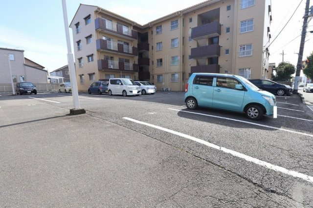 第３山忠マンションの駐車場|駐車場
