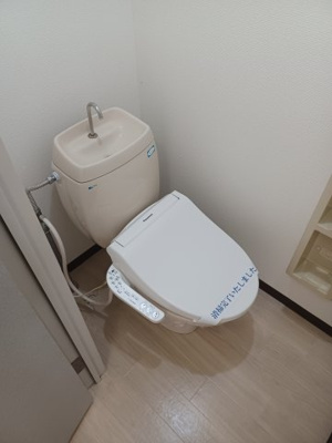 【トイレ】 | エマーユ・ピノ | シンプルで使いやすいトイレです