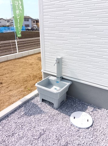 古河市諸川　第13　1号棟の庭