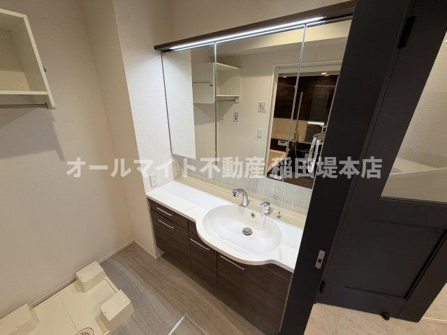 川崎市多摩区宿河原５丁目のアパートの洗面所