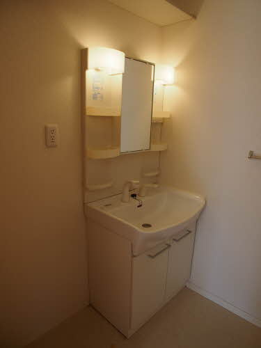 熊本市西区戸坂町のアパートの独立洗面台