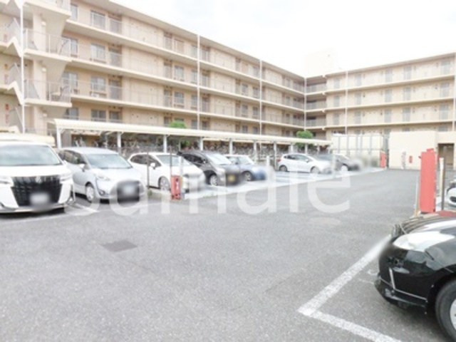 ミレニアム北浦和の駐車場|駐車場