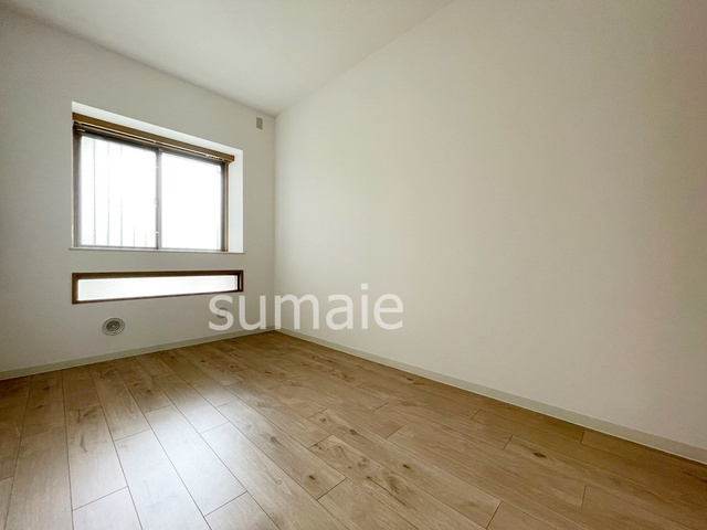 ミレニアム北浦和の居間・リビング|洋室です☆