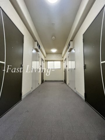 ジュネ本郷のロビー