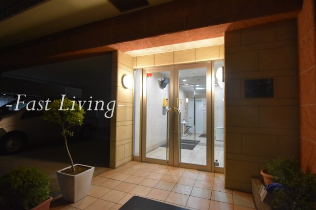 ジュネ本郷の外観