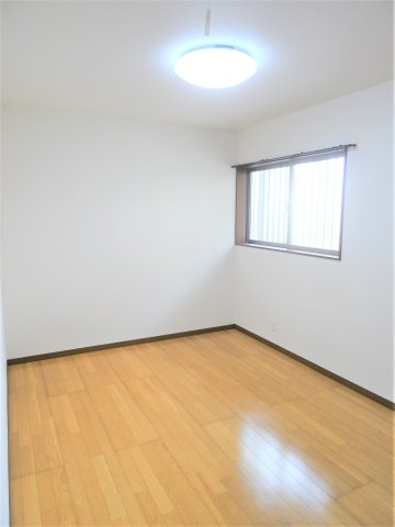 平野コーポ2の洋室|洋室6.5帖