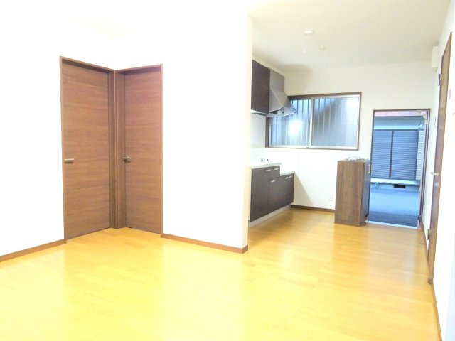 平野コーポ2の居間・リビング|ＬＤＫ１０．５帖