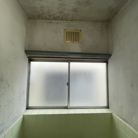 登別市若山町3丁目27-52戸建の浴室