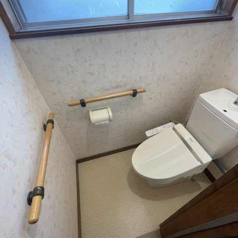 登別市若山町3丁目27-52戸建のトイレ