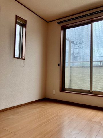 南湖戸建の寝室