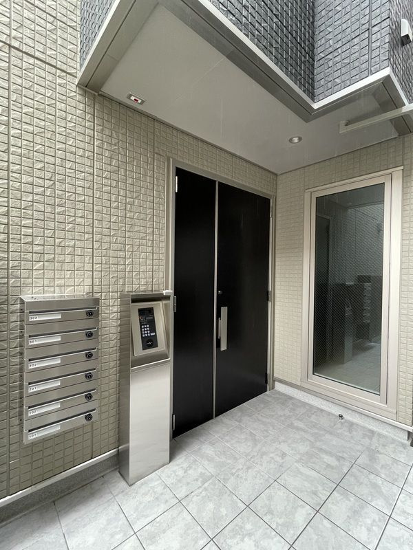 エスポワール東加賀屋のエントランス