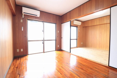 【洋室】 | ヴィレッジ哲