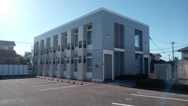 レオパレスコンフォールの外観