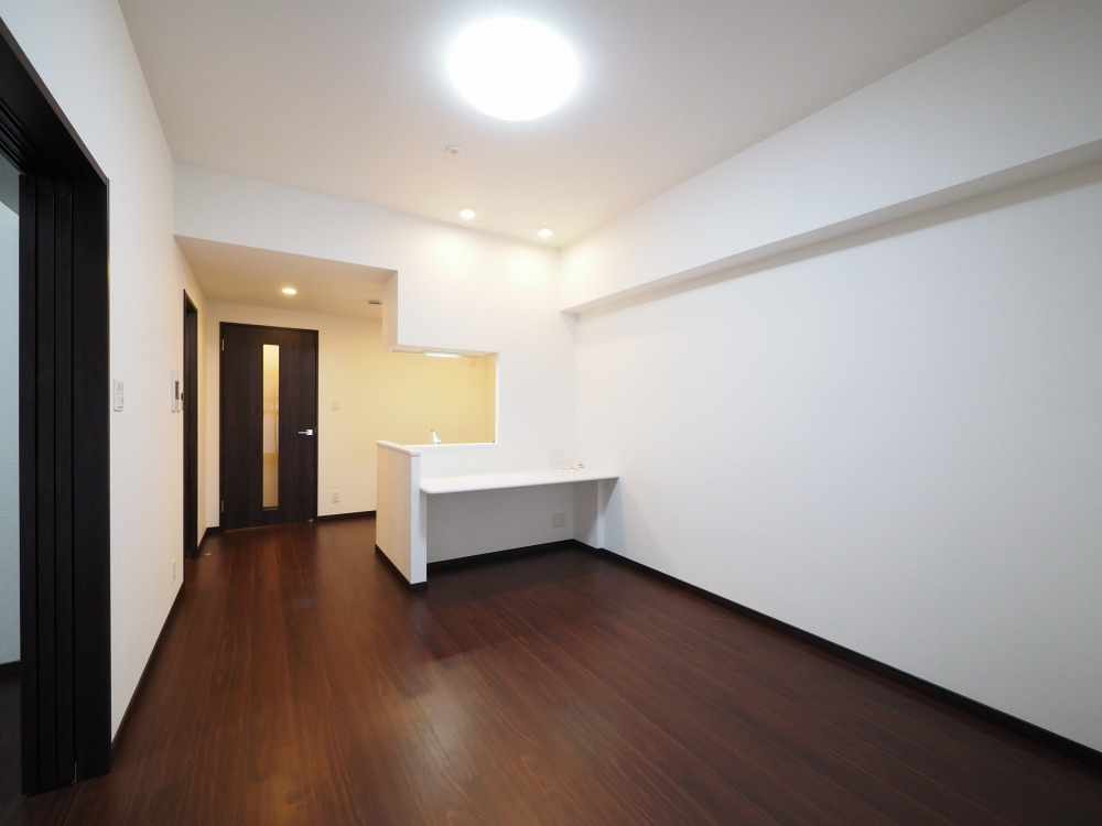 ORSUS新大阪の居間・リビング